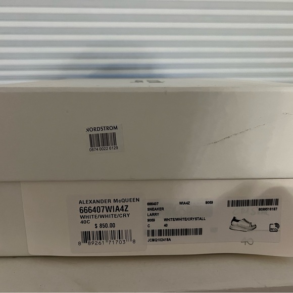 Alexander Mcqueen Oversized Crystal Embellished Sneaker - Picture 3 of 7